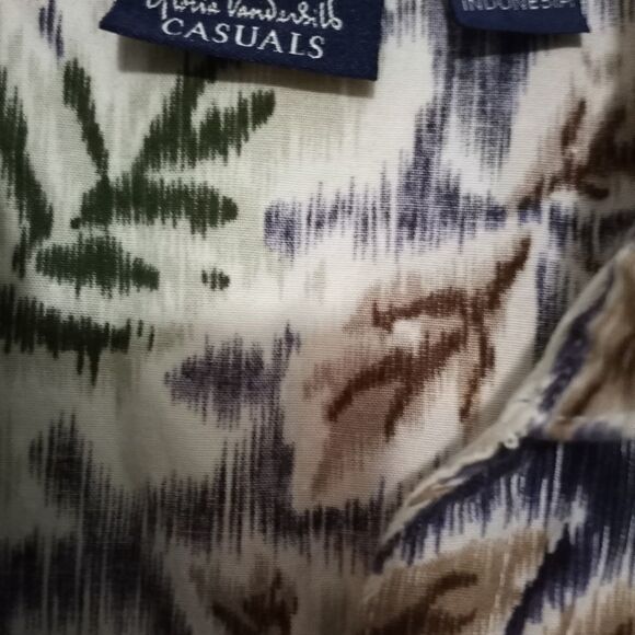 Gloria Vanderbilt Multicolored Shortsleeves Leaves - Picture 2 of 8